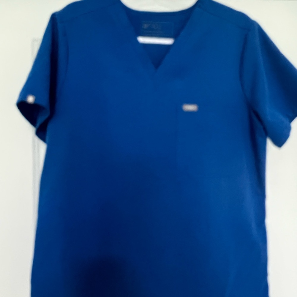 Women’s Figs Catarina One-Pocket Royal Blue Scrub Top